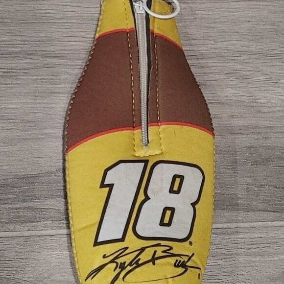 Kyle Busch #18 NASCAR Zip Up Neoprene 12oz Bottle Suit Cooler - Picture 1 of 3